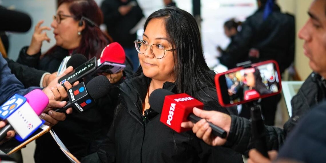 Marisol González impulsa reglamentación del “Santa Bus“ en Santa Catarina