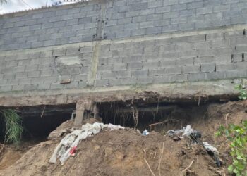 Cierre por deslave se mantendrá en Antonio L. Rodríguez