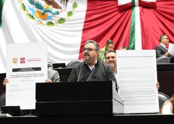 Víctor Pérez elogia reforma laboral para trabajadores de plataformas