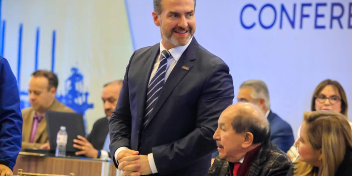 Adrián de la Garza asume la Presidencia de la CONAMM