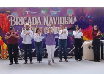 Tamaulipas lleva brigada navideña a zona cañera