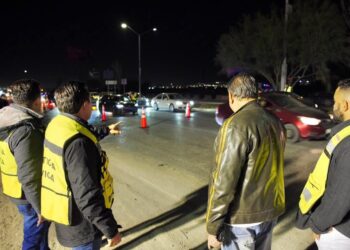 Guardia Estatal brinda seguridad a caravana de paisanos