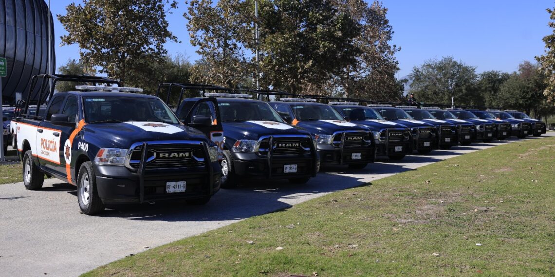 Guadalupe renueva flotilla de vehículos