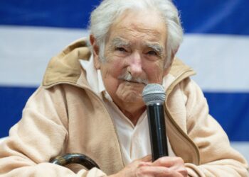 “El guerrero tiene derecho a su descanso”, Mujica abandona tratamiento contra el cáncer