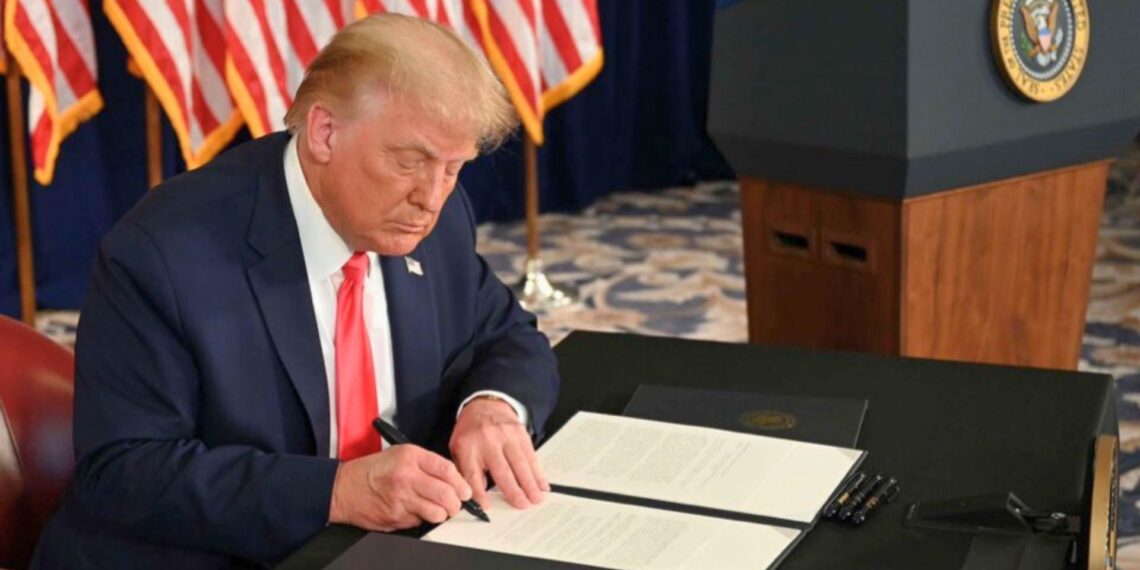 Trump asume presidencia de EU y declara emergencia en frontera con México