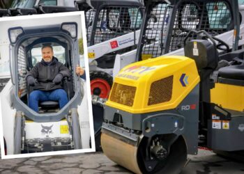 Adrián de la Garza entrega 39 unidades nuevas a Servicios Públicos