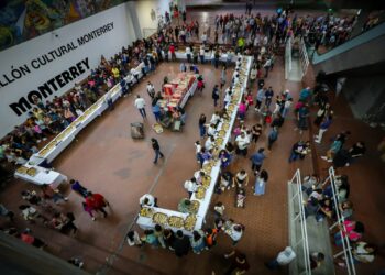 Regios disfrutan Día de Reyes adelantado