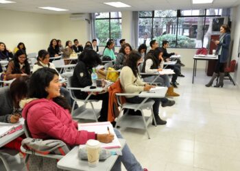 Regresan alumnas y alumnos de educación básica a clases con medidas preventivas