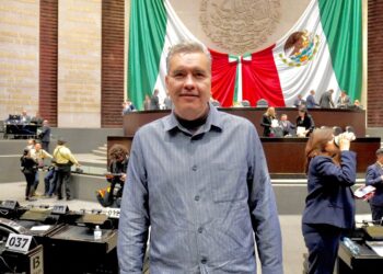 Senadores Waldo Fernández y Judith Díaz buscan enfrentar la contaminación en Nuevo León