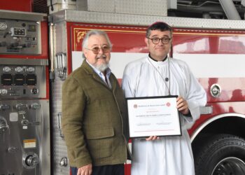 Bendicen labor de bomberos de Nuevo León