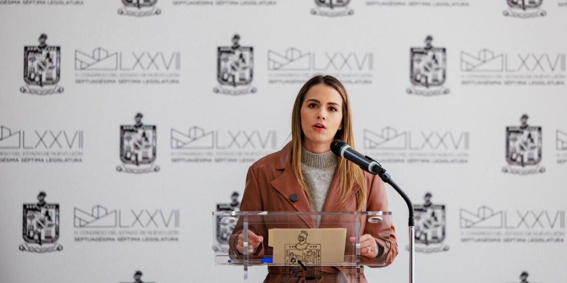 Lorena de la Garza denuncia un nuevo intento de Samuel García por violar la división de poderes