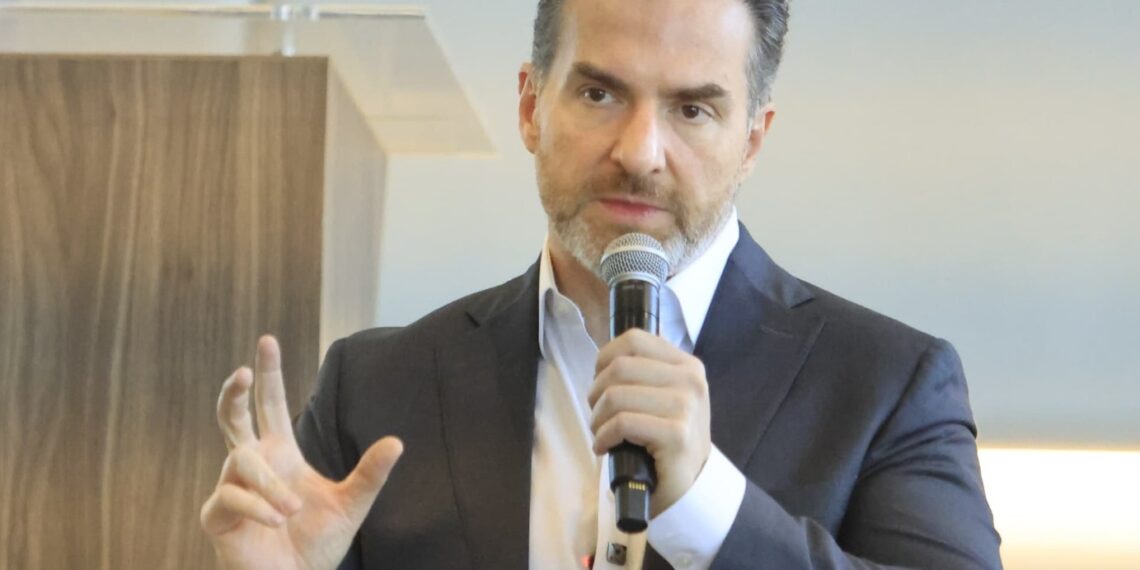 Adrián de la Garza, el alcalde mejor evaluado en el país