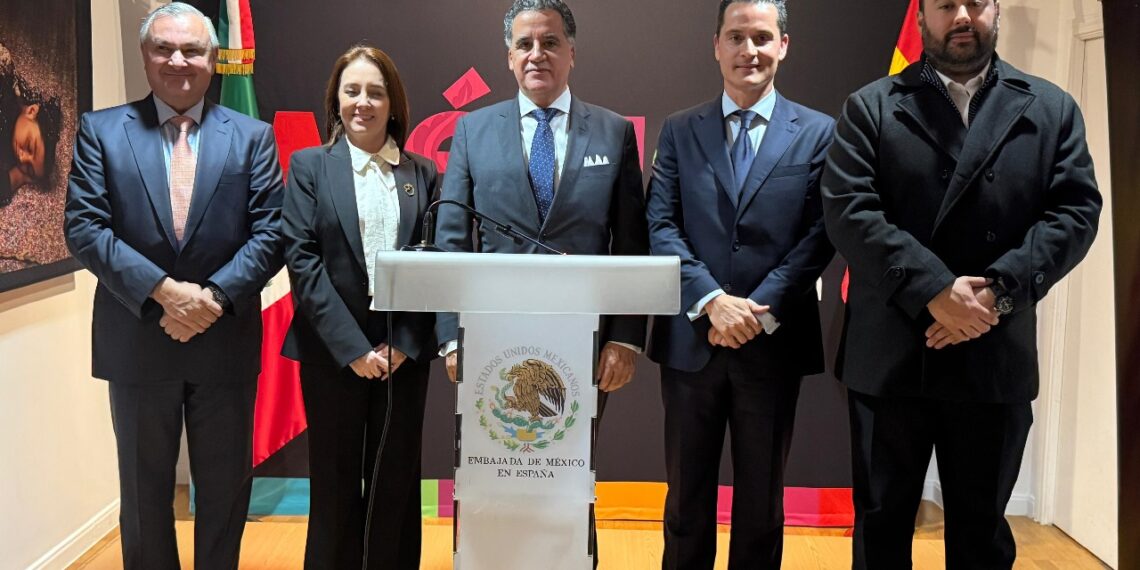 Impulsa Héctor García a Guadalupe a nivel internacional