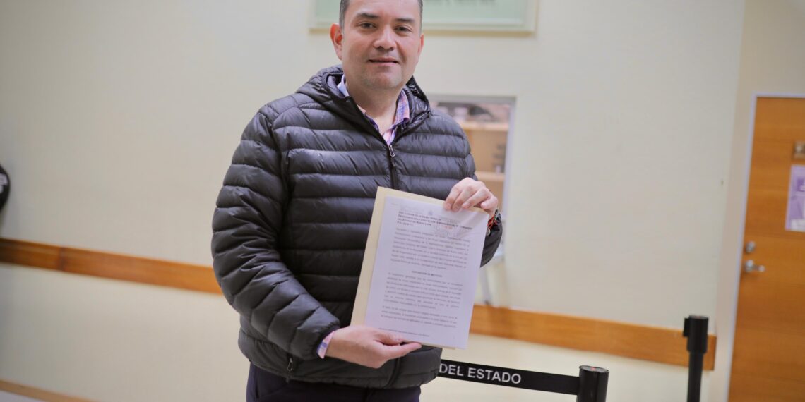 Plantea PRI reforma para evitar discriminación a personas con animales de asistencia