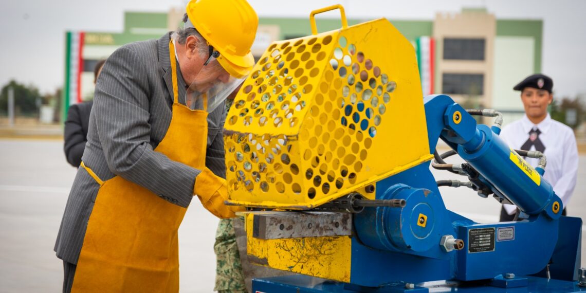 Participa Secretario General de Gobierno en la destrucción de armamento decomisado