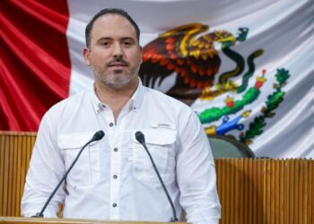Mario Soto solicita mejoras en el transporte público para García
