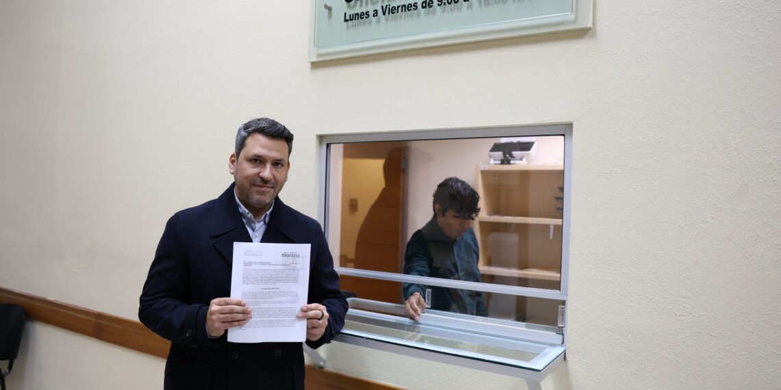 Promueve Tomás Montoya incentivos en gastos de titulación y transporte para universitarios