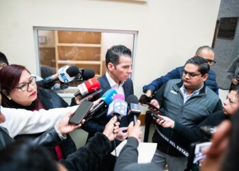 Miguel Flores impulsa guarderías gratuitas para padres adolescentes