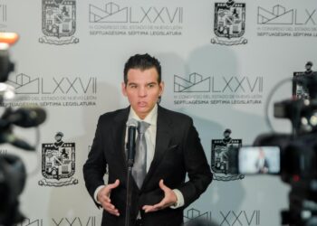 “Estamos empujando para que salga adelante un presupuesto“: Miguel Flores