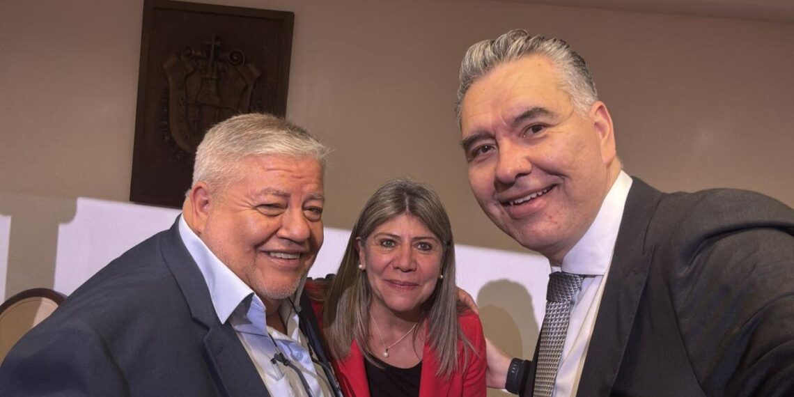 Celebra Waldo Fernández el 108° aniversario de la Constitución Mexicana