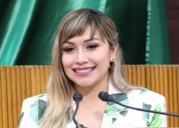 Aprueban prohibir castigos físicos y humillantes a menores en Nuevo León