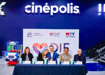 DIF Monterrey firma convenio con Cinépolis para promover el bienestar social