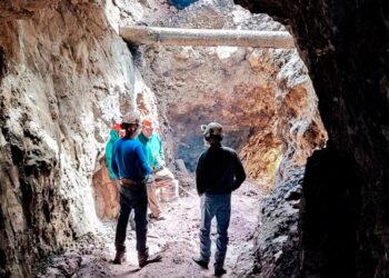 Exploran los misterios del interior de la Tierra en conferencia de geofísica