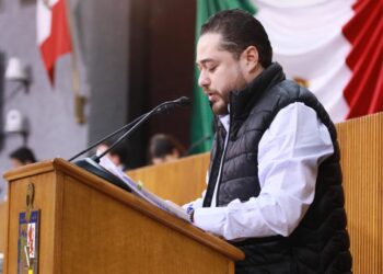 Miguel Lechuga condena cancelación del metro en Santa Catarina