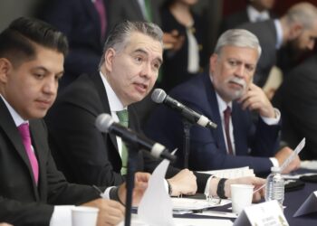 Ante imposición de aranceles, Waldo Fernández respalda industria del acero y aluminio