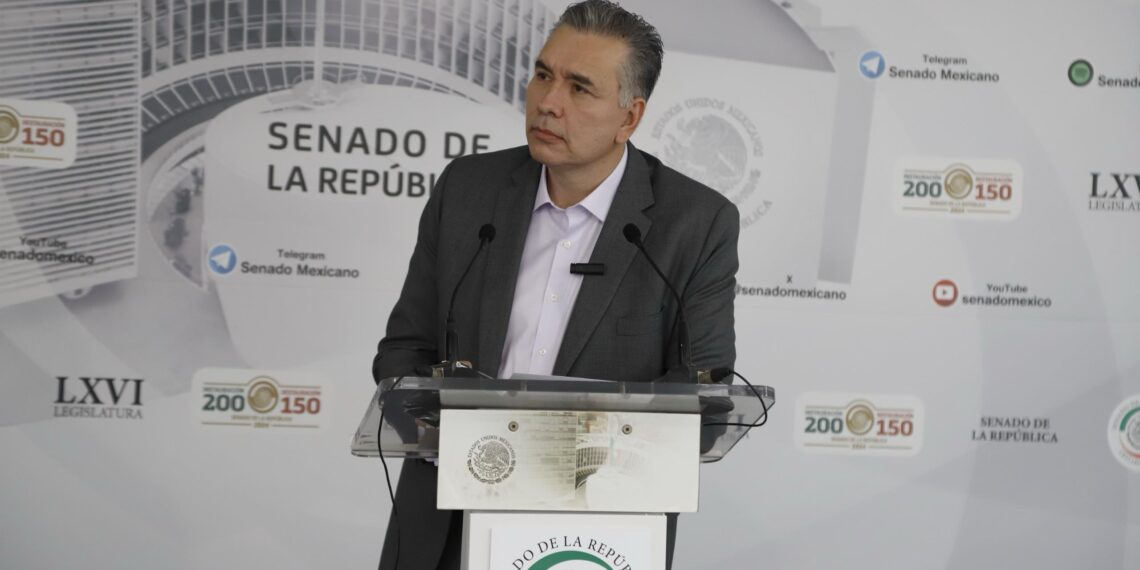 Waldo Fernández celebra extradición de criminales a EE.UU.