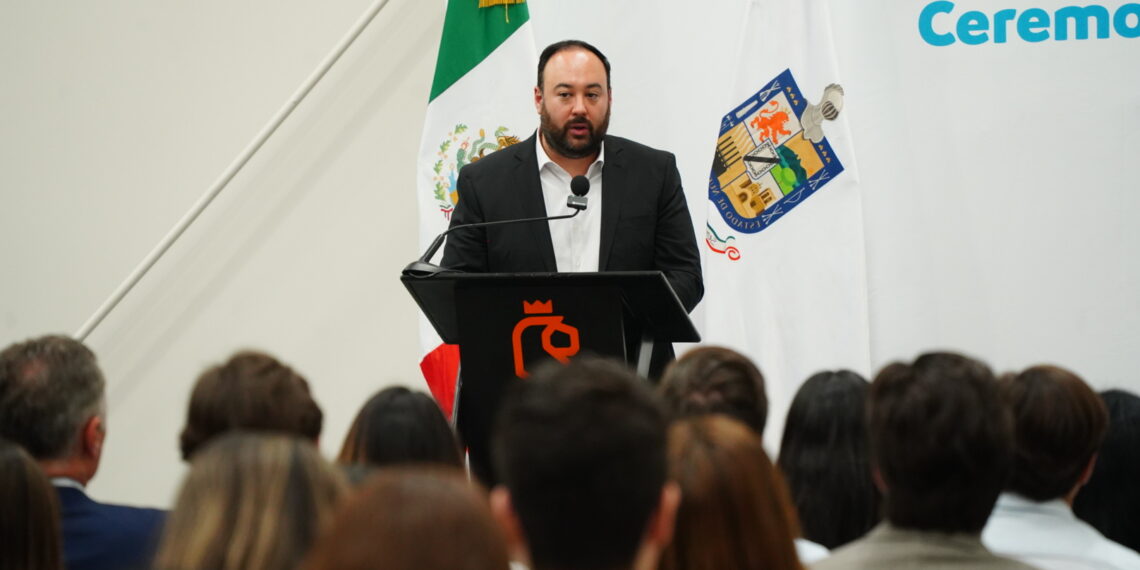 Inaugura Sr. Natural expansión de planta en Escobedo