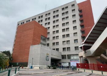 Ubica revista Newsweek a dos hospitales del IMSS Nuevo León entre los mejores del país