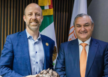 Recibe Héctor García al alcalde de Brownsville, Texas, y comparte visión del 2026