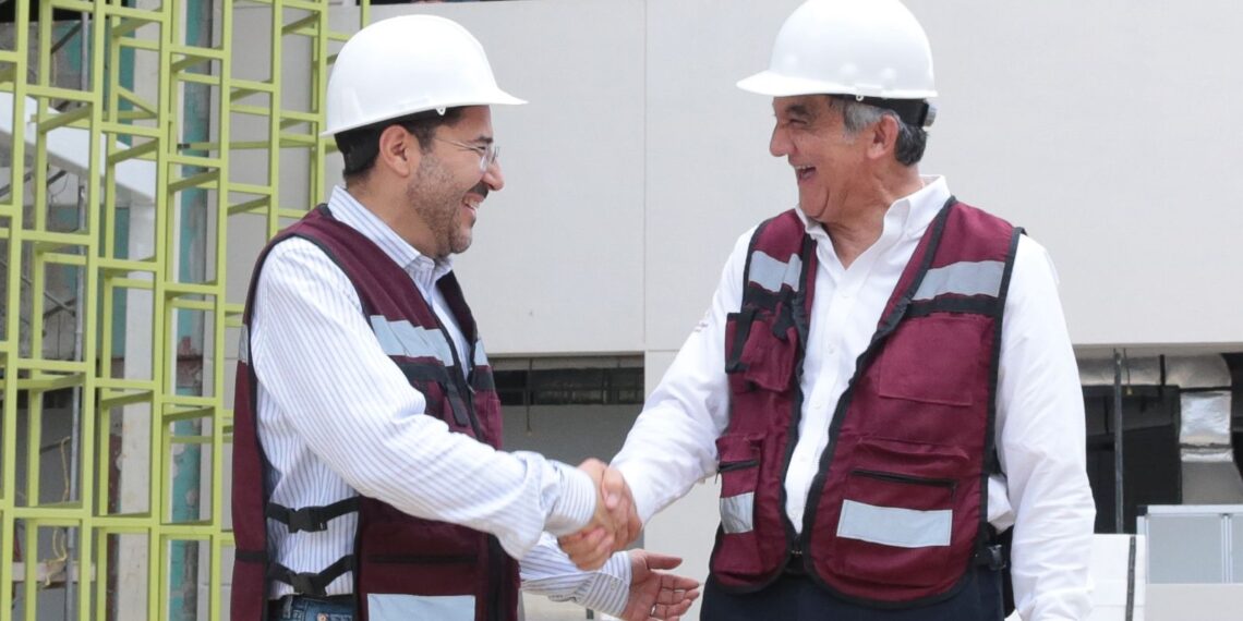 Supervisan Américo Villarreal y Martí Batres avance del nuevo hospital del ISSSTE en Tampico