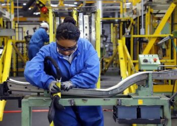 Cinco municipios lideran empleo manufacturero en NL en 2025