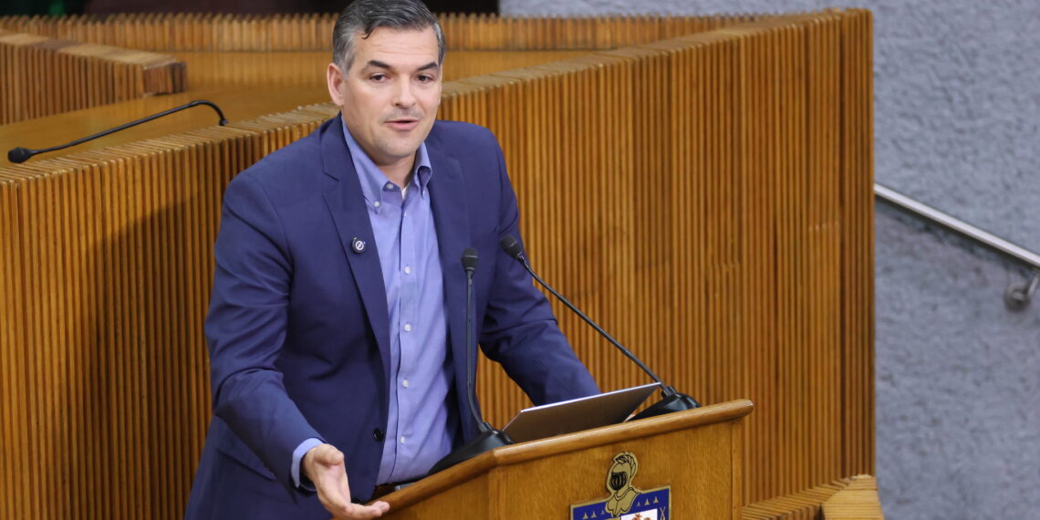 Canal 28 y Radio NL deberán mostrar contenidos equitativos