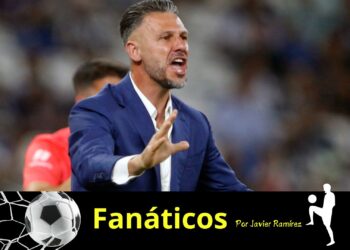 El problemón en Rayados y la “novatez“ de Pizarro