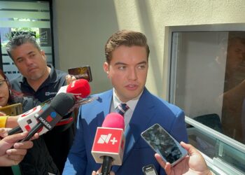 Jesús Elizondo propone transporte industrial para mejorar movilidad en NL