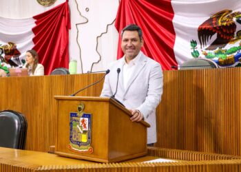 Congreso de Nuevo León aprueba exhorto para mantener pago en efectivo en transporte público