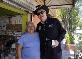 Waldo Fernández recorrerá calles de Nuevo León con su “Escritorio Público“