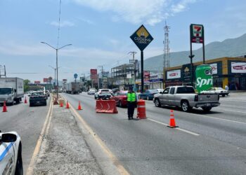 Implementan Carril Reversible en la Carretera Nacional