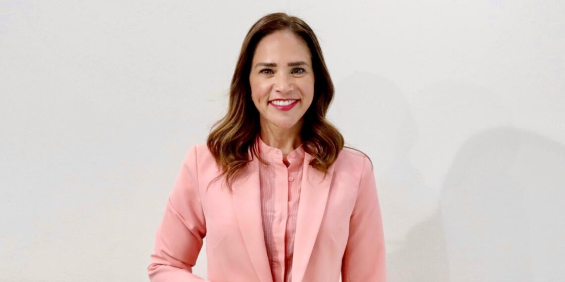 Ivonne Álvarez solicita licencia al cargo de Diputada