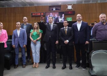 Miguel Flores celebra nombramiento de Carlos Mendoza como Consejero de la Judicatura