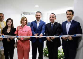 Adrián de la Garza reconoce a Monterrey como referente de turismo médico