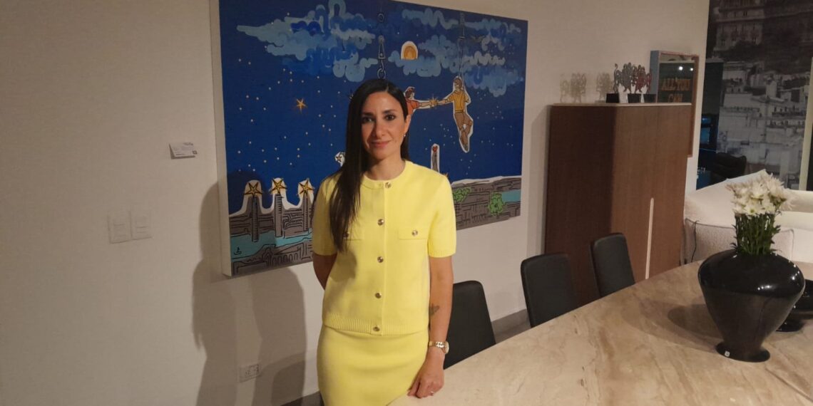 Aisha Sufé inaugura “Estética Viva” y llama a que el arte exprese esperanza