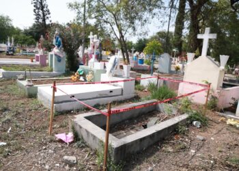 Monterrey refuerza seguridad en panteones por Día de las Madres