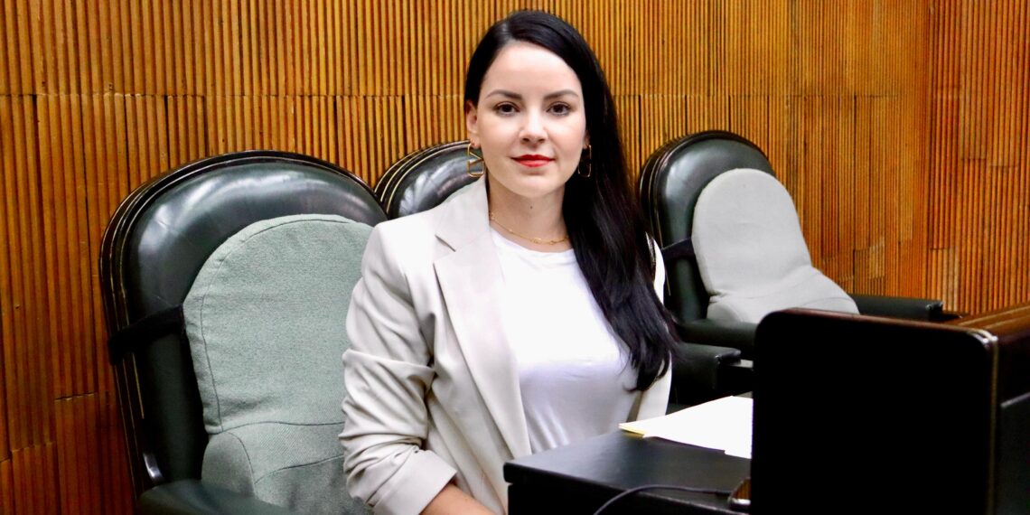 Aprueban eliminar estado civil de actas de nacimiento en Nuevo León