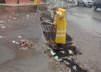 Monterrey emprende Operativo Integral de limpieza de pluviales