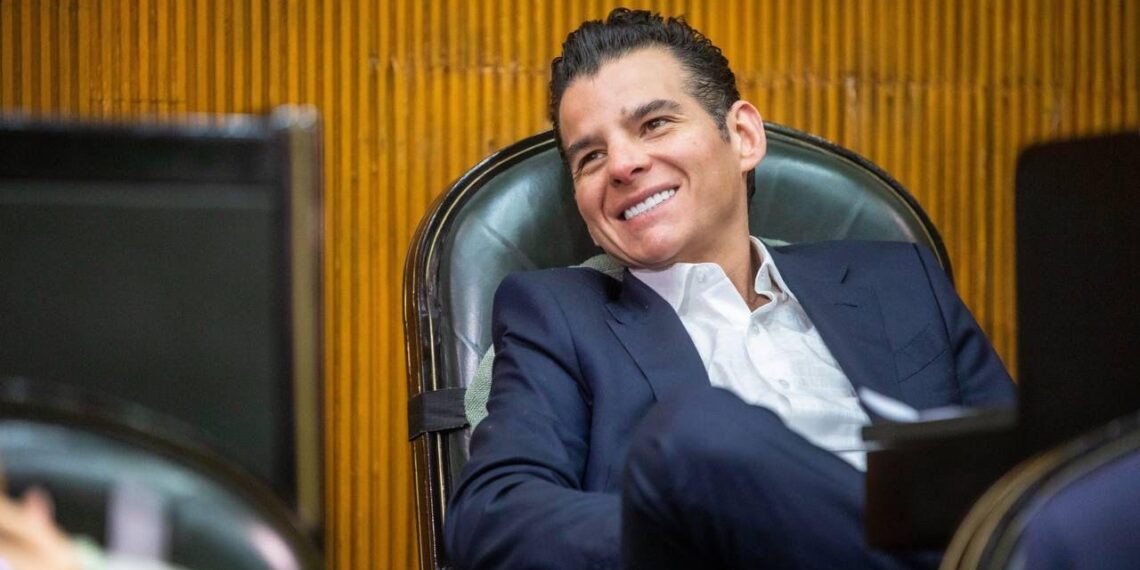 Miguel Flores: “Las madres de familia son una de las principales fuerzas que sostienen a Nuevo León”