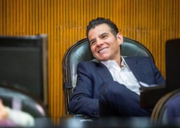 Miguel Flores: “Las madres de familia son una de las principales fuerzas que sostienen a Nuevo León”